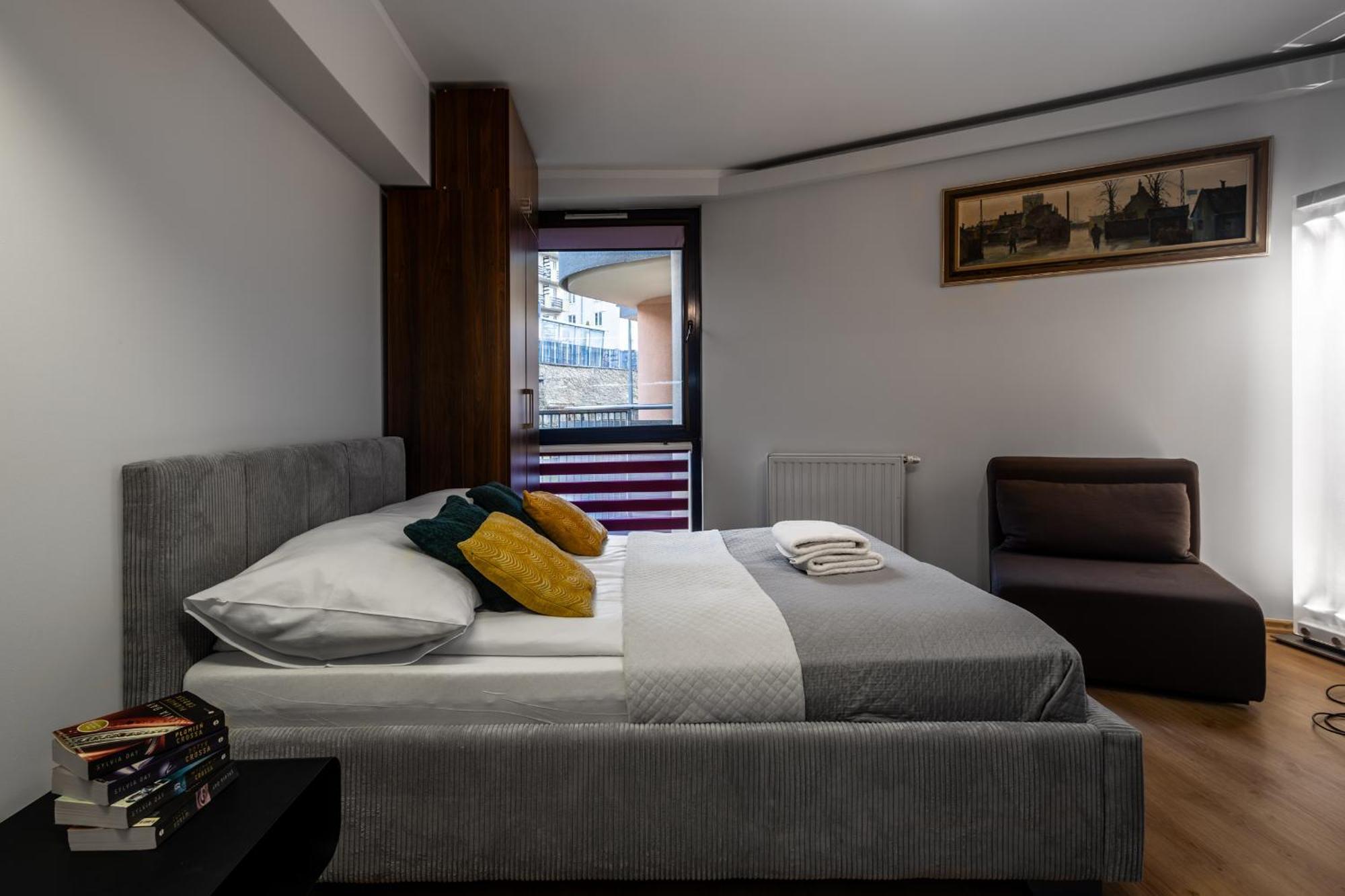קריניצה זדרוי Aparthotel City Center Apartments מראה חיצוני תמונה